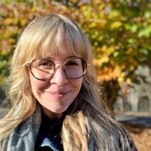 Meet your Posher, Sharon